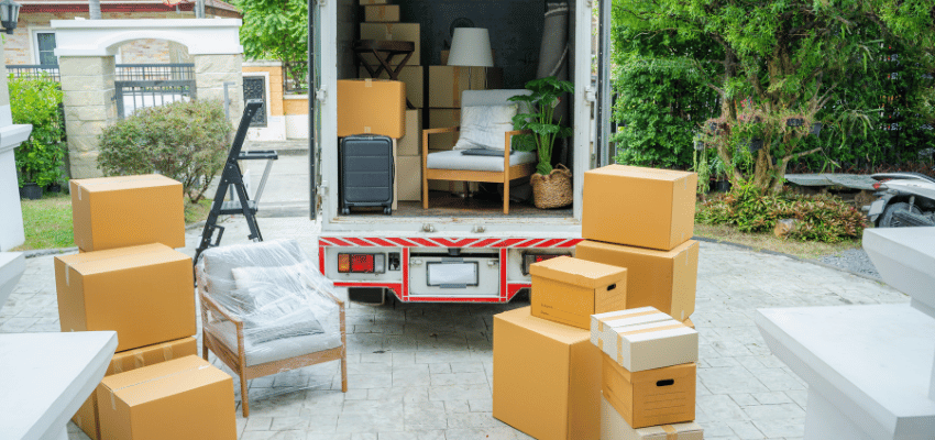 Local And Domestic Moving Services in Noida